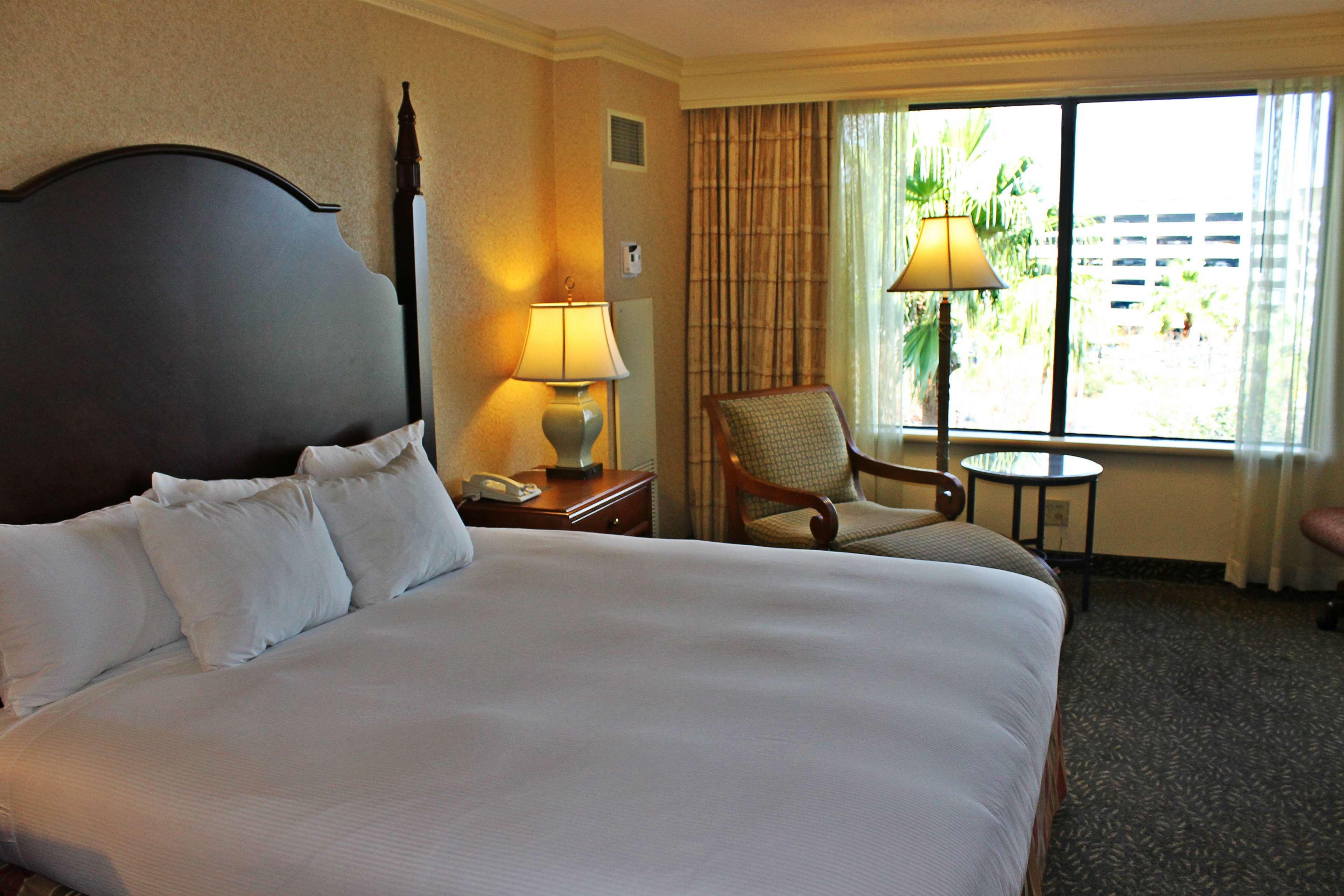 Hilton New Orleans Airport Hotel Kenner Bagian luar foto