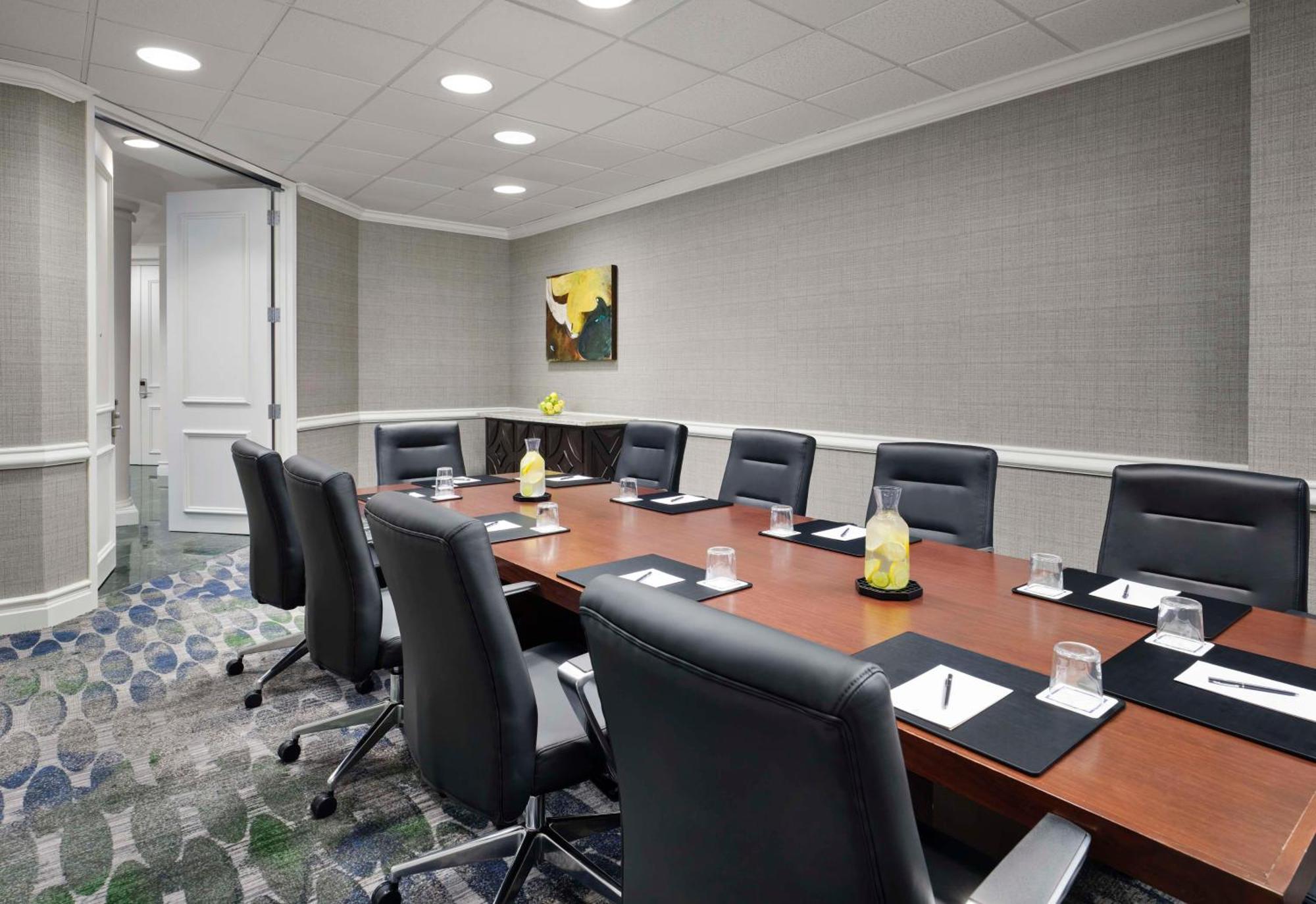 Hilton New Orleans Airport Hotel Kenner Bagian luar foto