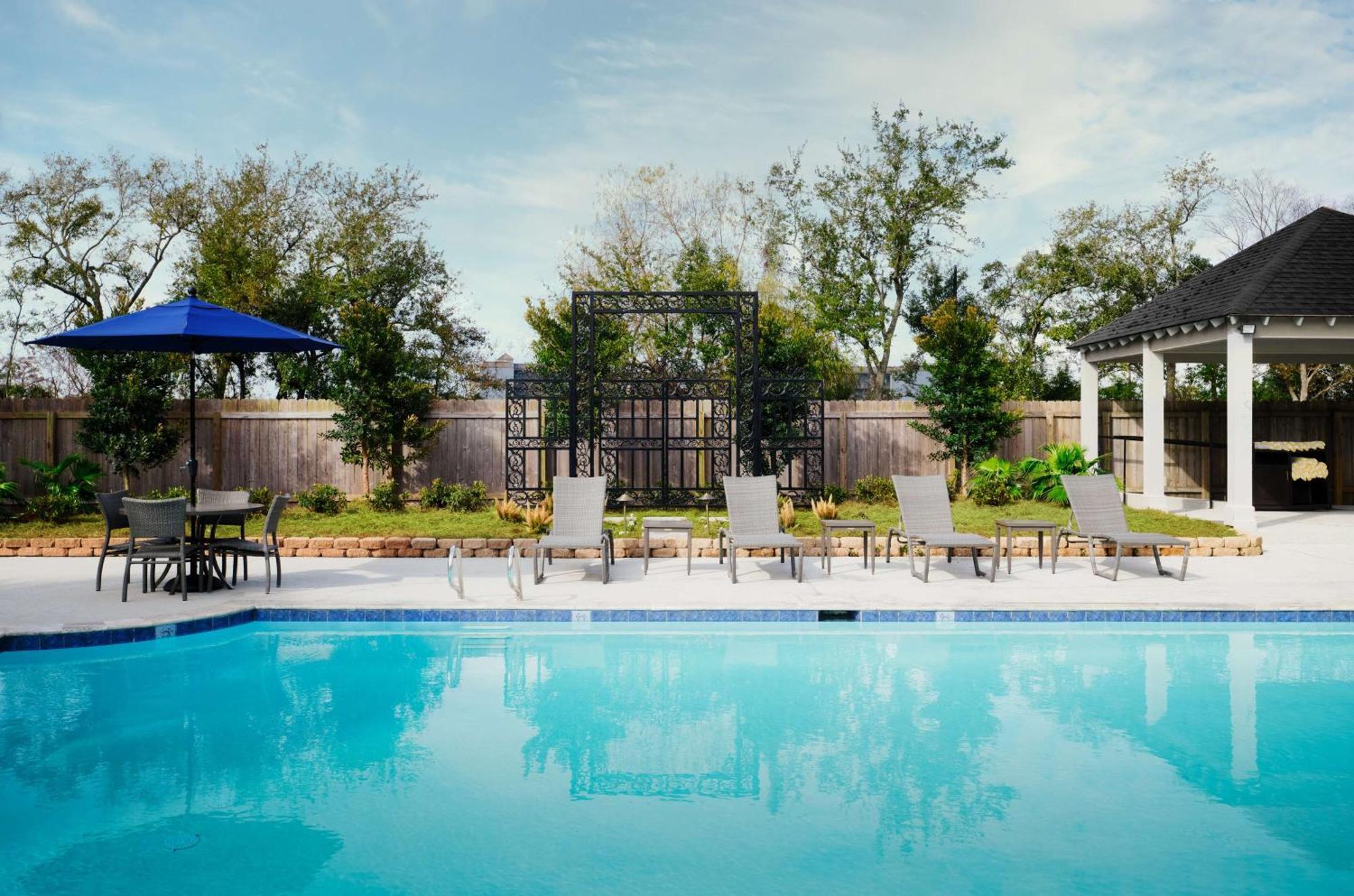 Hilton New Orleans Airport Hotel Kenner Bagian luar foto