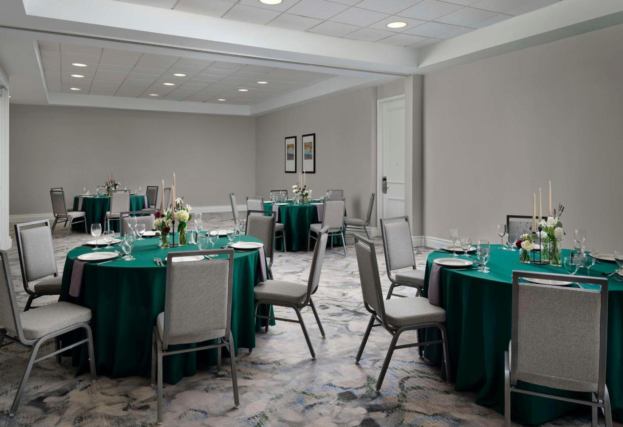 Hilton New Orleans Airport Hotel Kenner Bagian luar foto